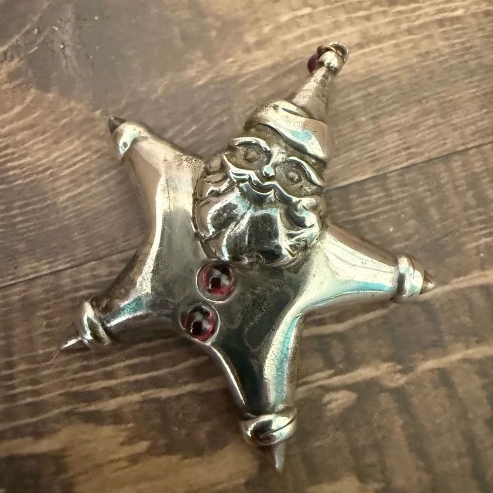 Vintage Holiday Bundle Santa Pin Christmas Tree Watch